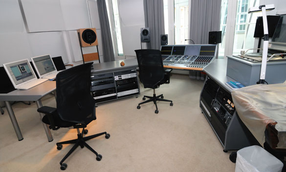 studio-1